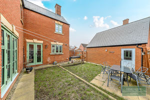 Photo 5- click for photo gallery